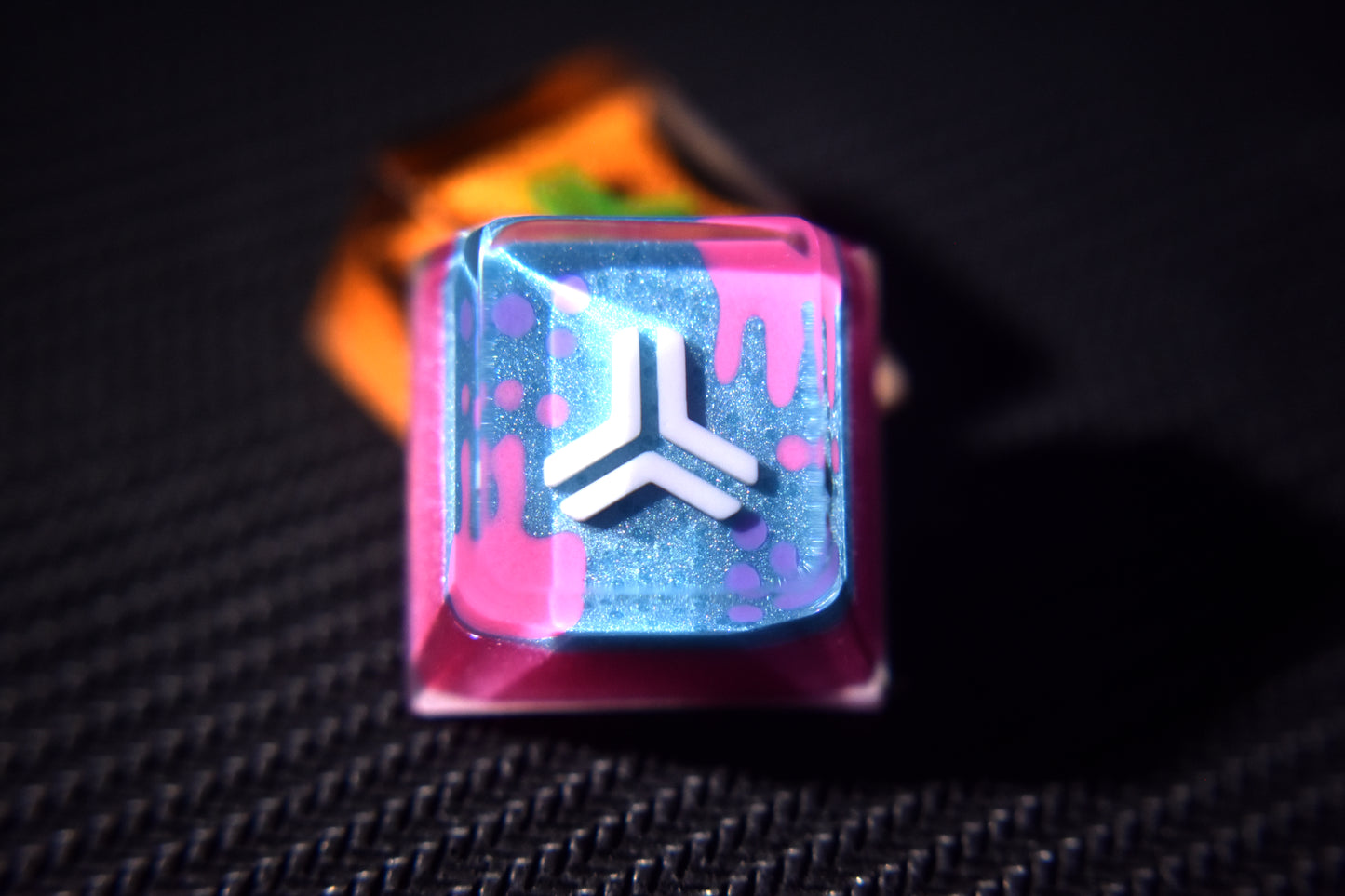 NRD x FRUMPZKEYS // NRD 1 OF 1 KEYCAP Extra